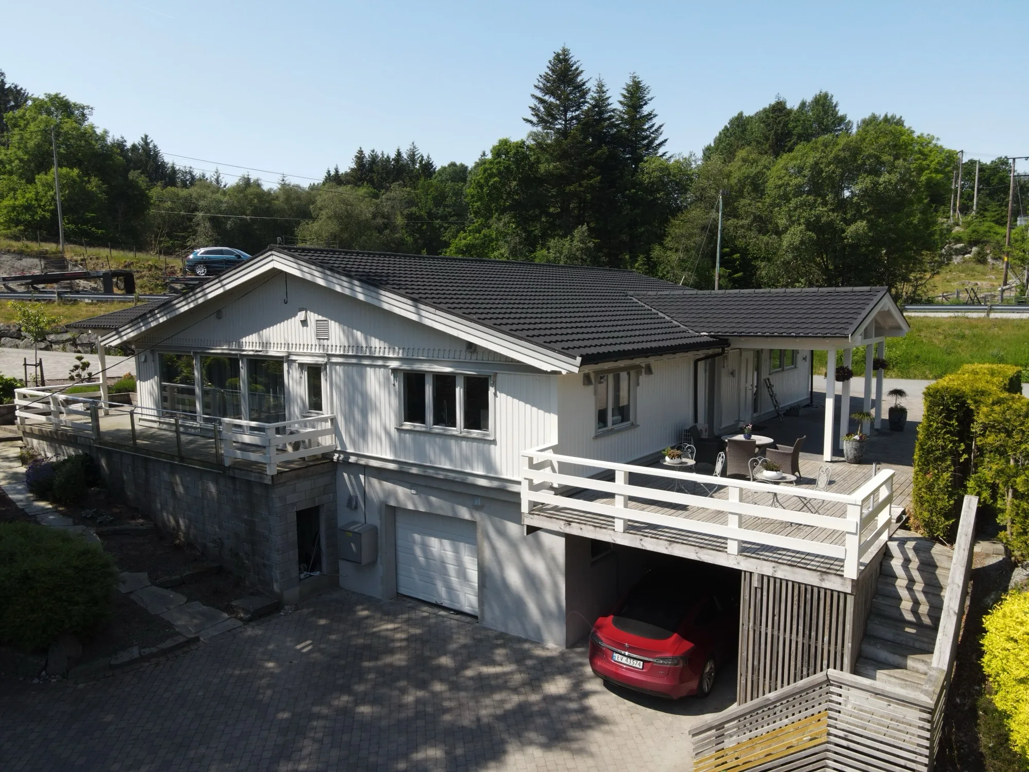 Villaen med terrasse